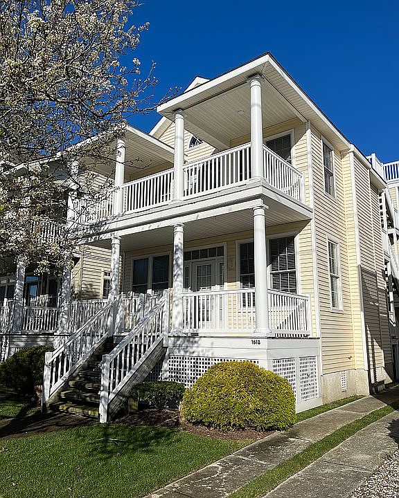 1st image of 1616 Asbury Ave APT 1