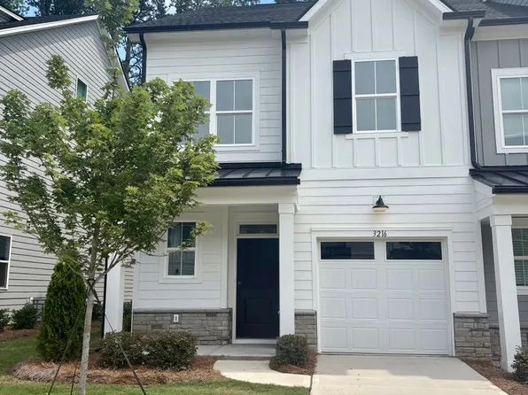 3216 Finchborough Ct, Charlotte, NC 28269