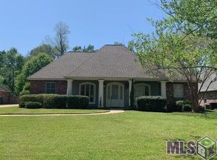 6032 Riverbrook Dr, Baton Rouge, LA 70820