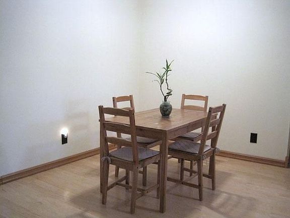 3rd image of 4 Fairharbor Dr