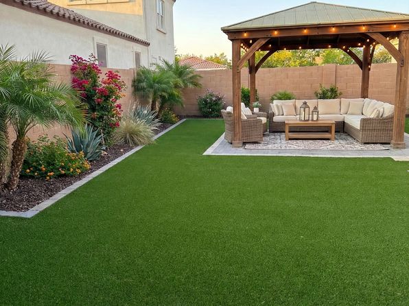 2335 E Desert Broom Pl