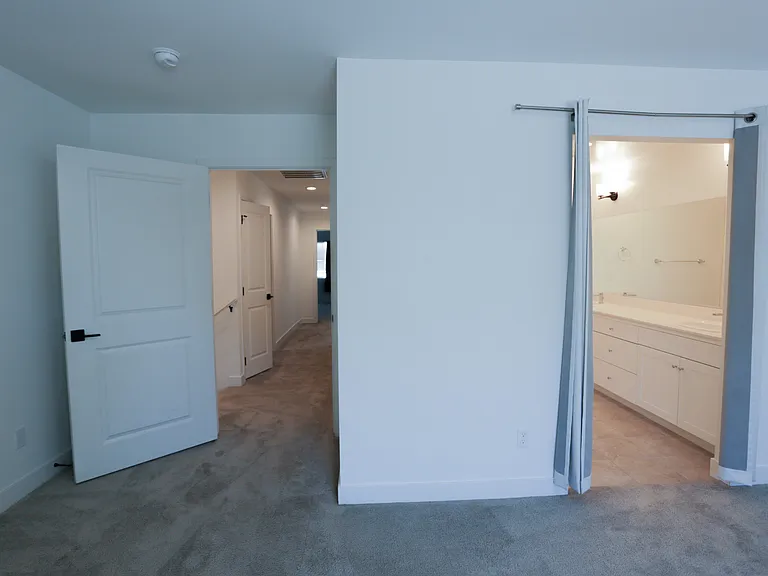 1041 Tiburon Way — Photo 15