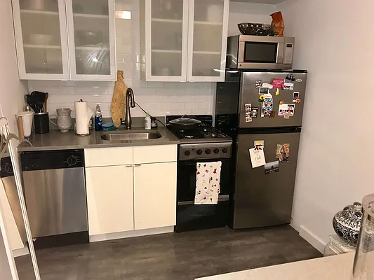 Rented by Building Equity Real Estate LLC | media 19