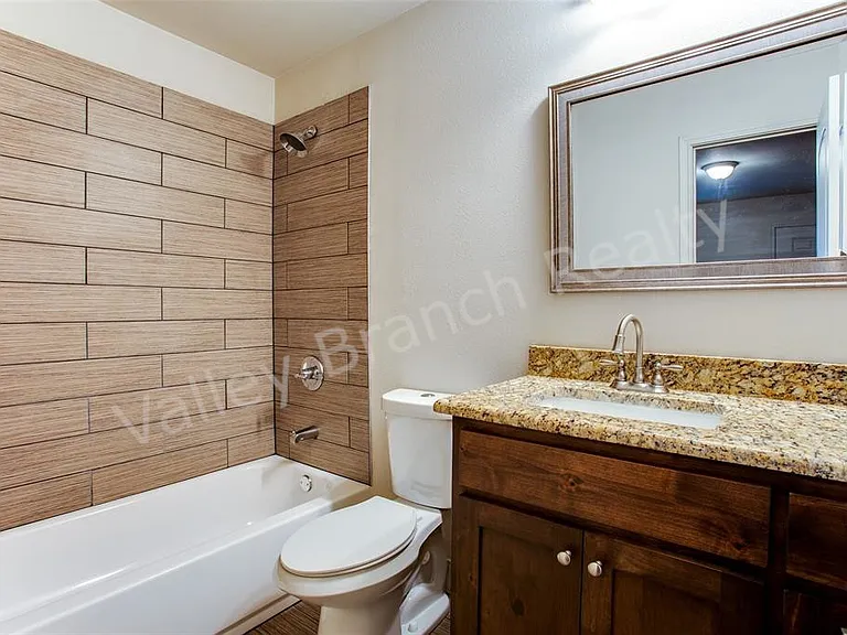3256 Karen St — Photo 8