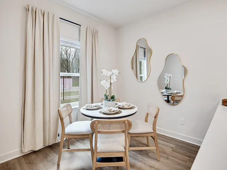 Forest Creek Townhomes — Photo 8