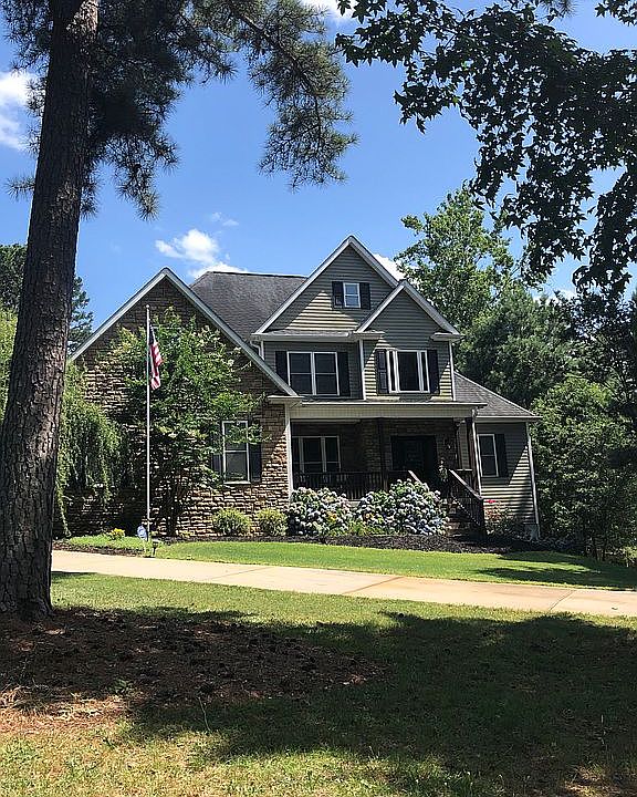 1st image of 129 Terrace Ln