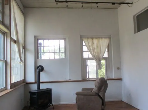 30 Green St, New Berlin, NY