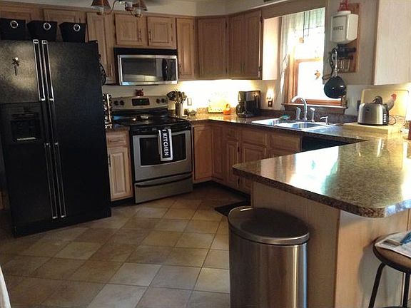 Updated Kitchen with Breakfast Bar