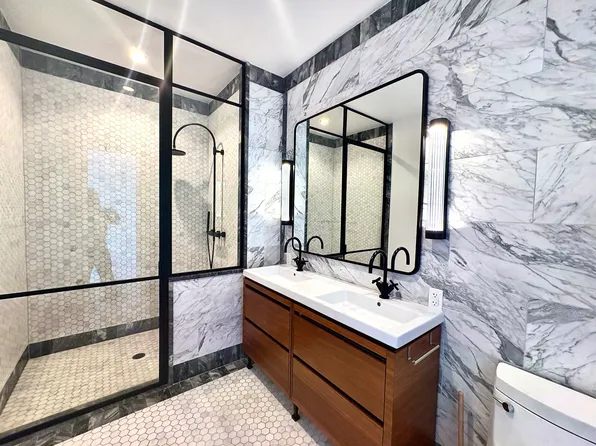 21 India Street image 7 of 28