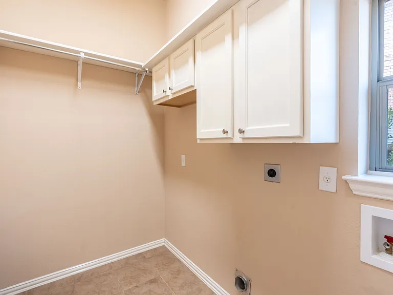 2505 Vista Oaks Dr — Photo 5