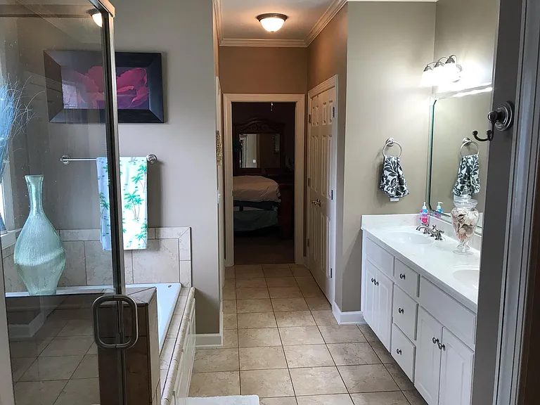 207 Gladstone Way — Photo 17