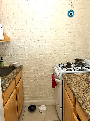 Rented by Compass | media 21