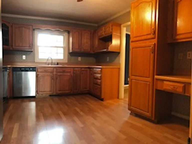 100 Allen Pl — Photo 23