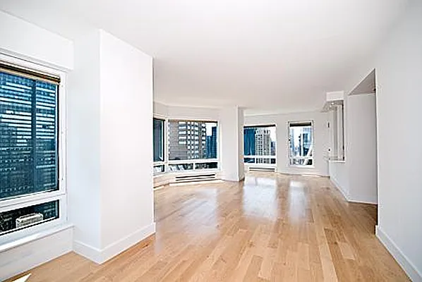 Rented by Nest Seekers International | media 7