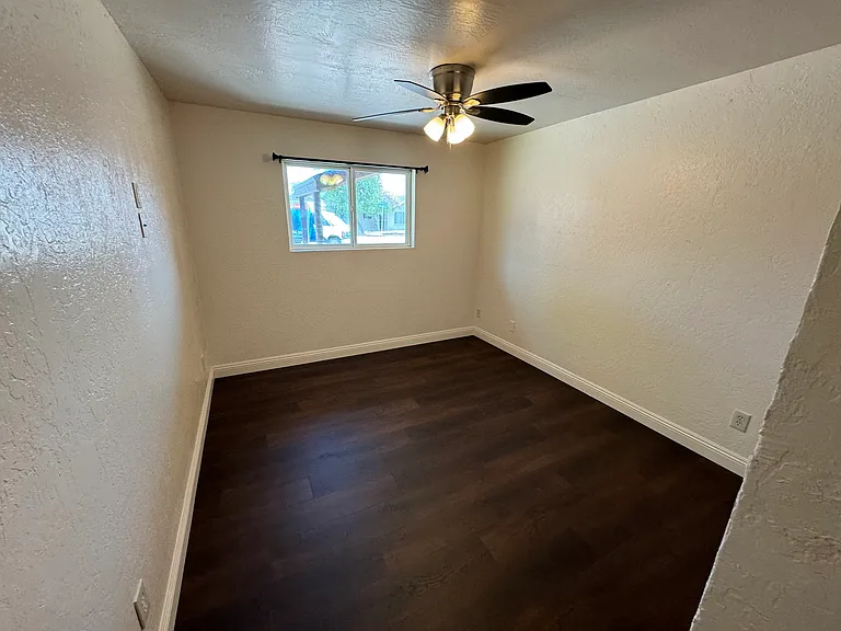 97 E Huntington Dr — Photo 13