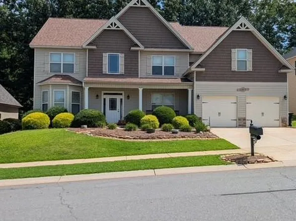 119 Cole Dr, Mooresville, NC 28117