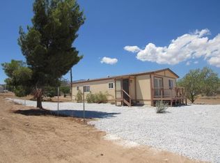 8368 Ailanthus St, Phelan, CA 92371