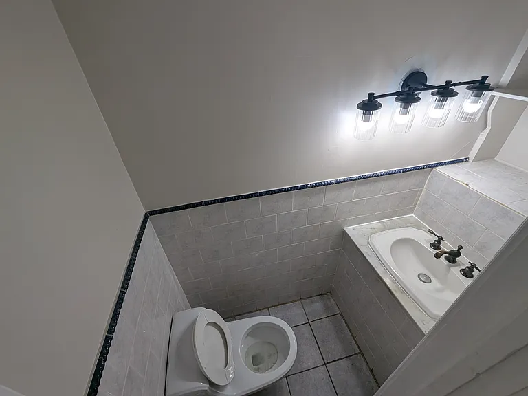 57 Ferry St #1 — Photo 7