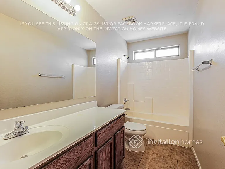 6417 S 23rd Dr — Photo 15