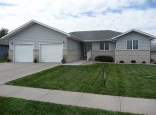 5304 K Ave, Kearney, NE 68847