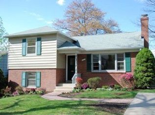 1713 Black Oak Ln, Silver Spring, MD 20910