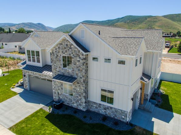 2411 S Orchard Cir, Heber, UT 84032