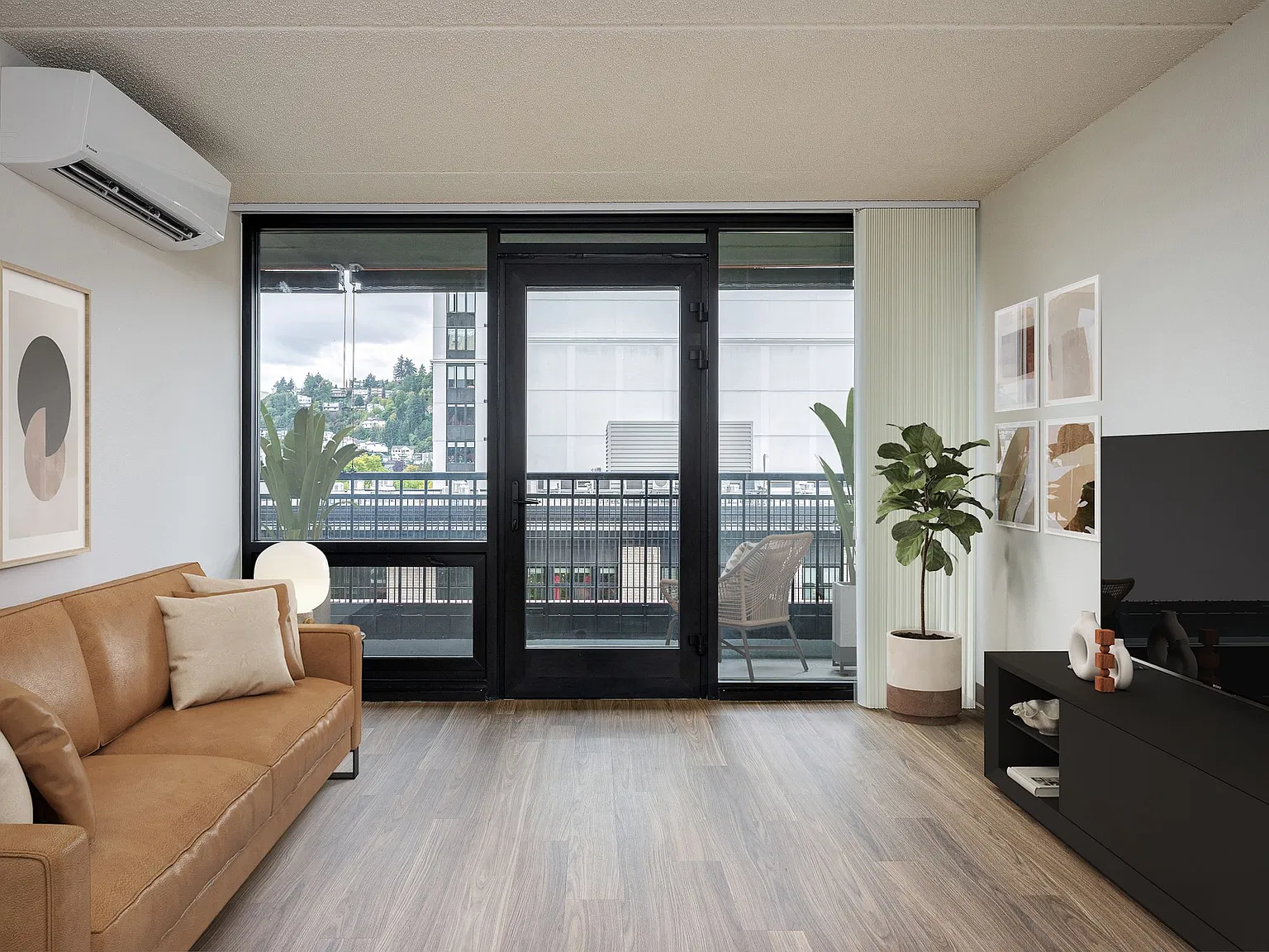 Rose Schnitzer Tower Apartments — Photo 2