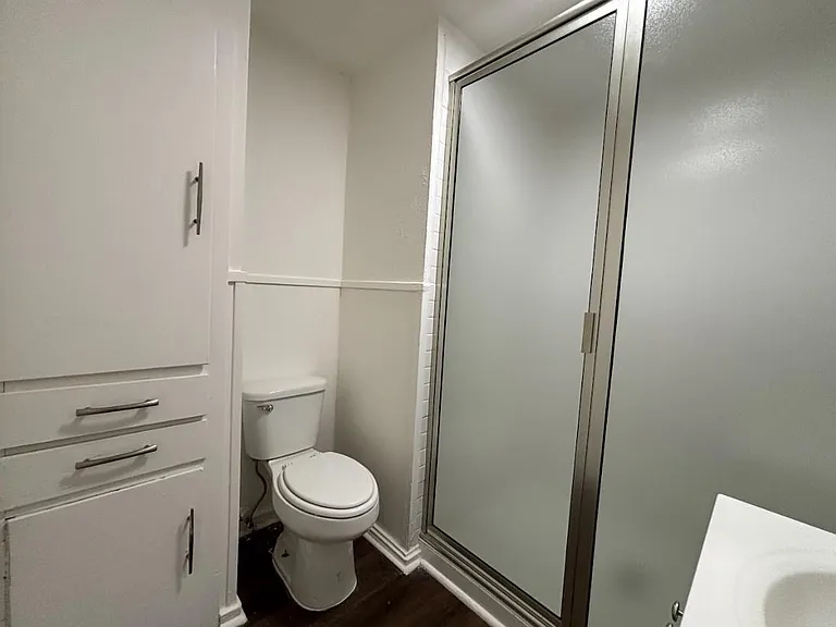 209 W Alfred St — Photo 12