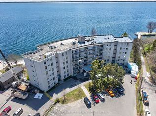 1 Mowat Ave #401, Kingston, ON K7M1J8