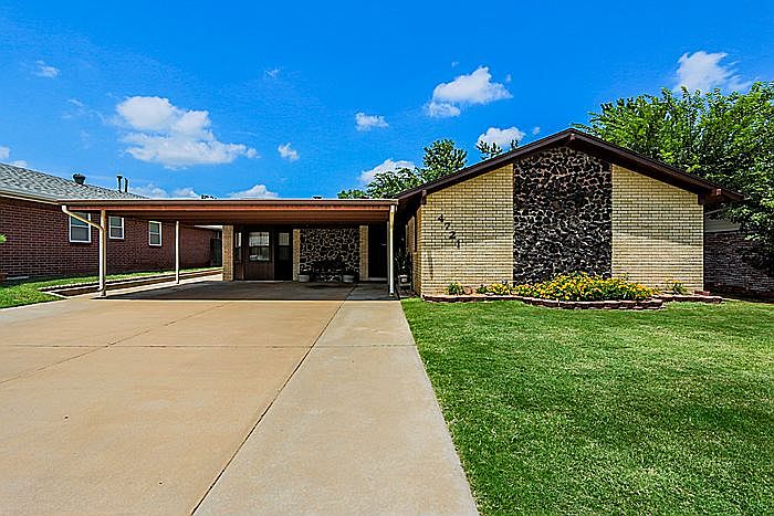 1st image of 4721 Spiva Dr