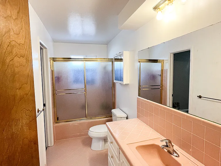 2626 E Blaine Ave — Photo 9