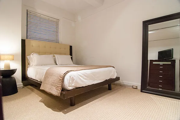 Rented by WAM Partners - William Moses Co. | media 86