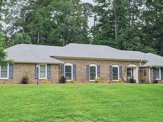 430 46th Ct, Meridian, MS 39305