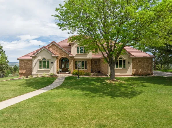 5018 Carriage Hills Dr, Rapid City, SD 57702