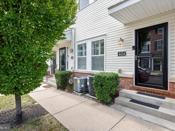 4434 Driftwood Dr #74, Philadelphia, PA 19129