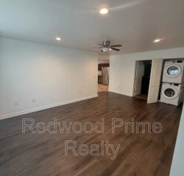 2321 Smoke Dr #B-2 — Photo 3