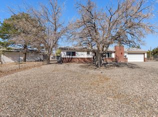 1105 Robin Rd SE, Rio Rancho, NM 87124