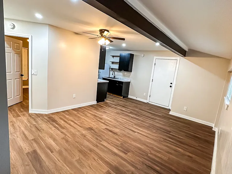 4304 San Juan Ave #3 — Photo 6