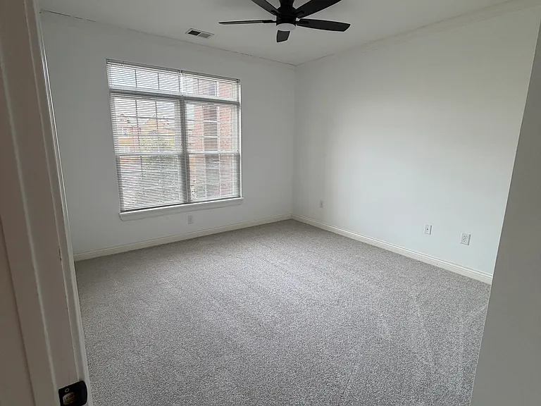 15308 Royal Troon Ave #9 — Photo 7