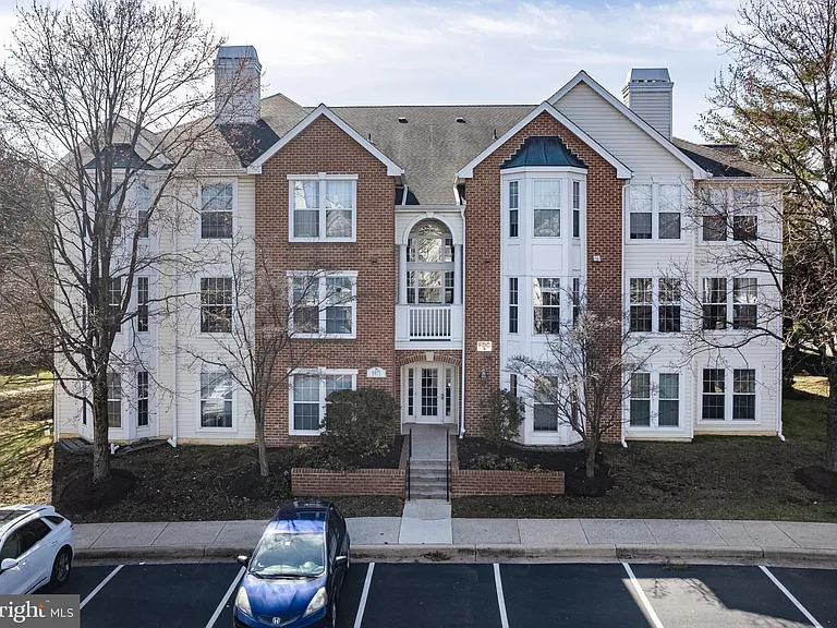 5971 Millrace Ct #E102 — Photo 1