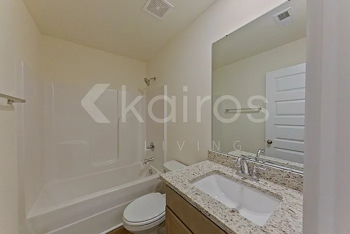 6104 Taramore Ln NW — Photo 9