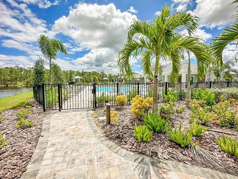 2261 Gabel Oak Dr — Photo 30