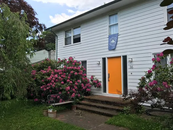 36 Bentley Rd, Warwick, RI 02888