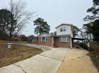 1641 Ireland Dr, Fayetteville, NC 28304