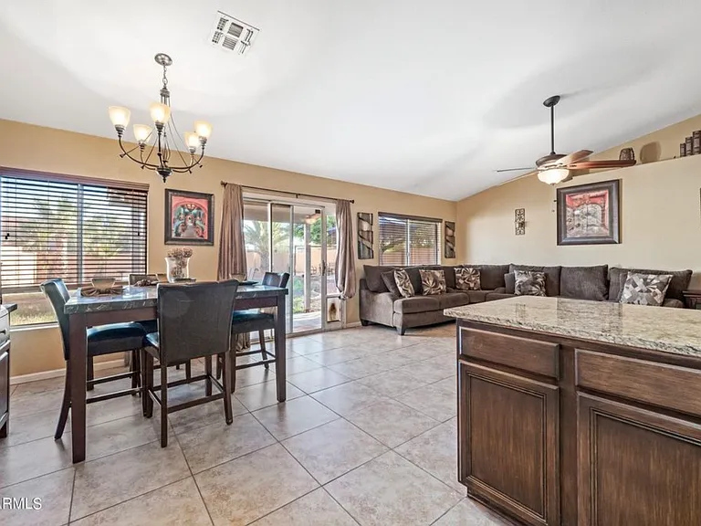 10261 W Pasadena Ave — Photo 12