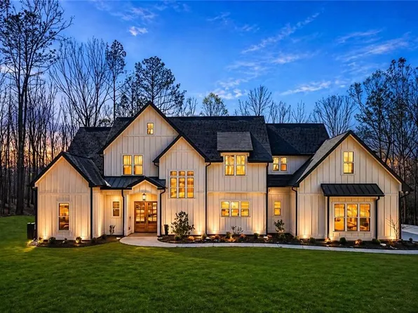 5567 Tyree Rd, Winston, GA 30187
