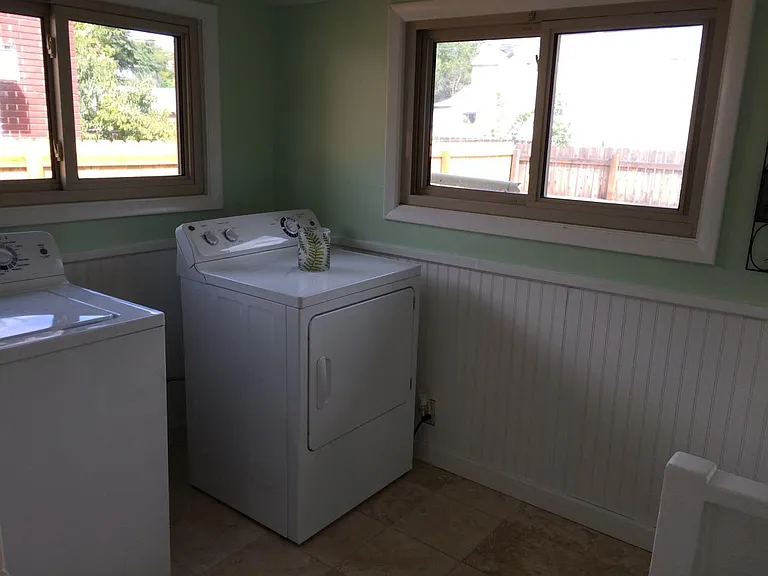 4938 Meade St — Photo 7