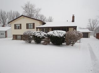 38401 Parkway Blvd, Willoughby, OH 44094