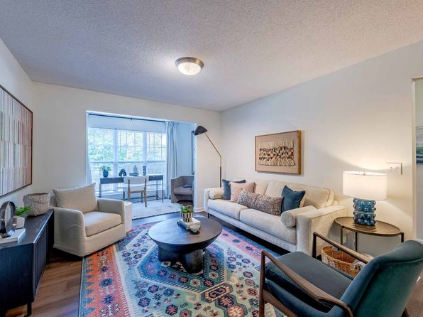 1201 Aragon Dr #1220-104