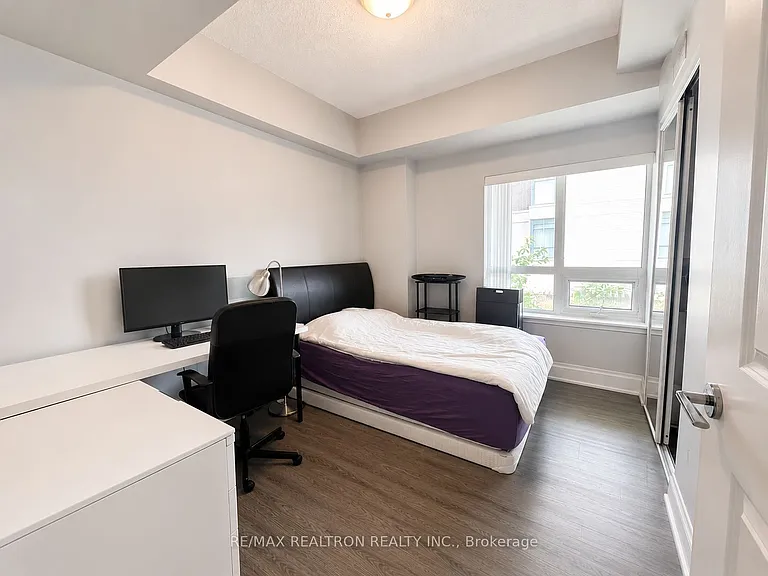 57 Upper Duke Cres #206 — Photo 7
